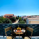 Danza Del Mar - Designed For Adults Apartamento Vir