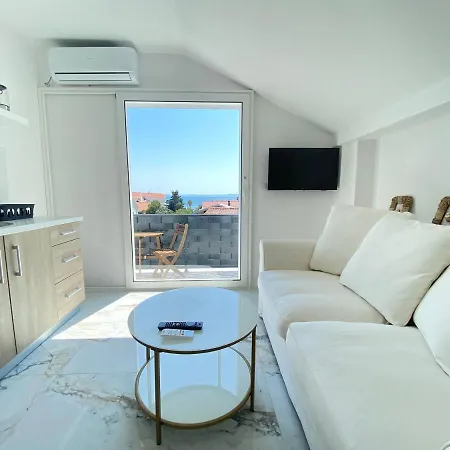 Danza Del Mar - Designed For Adults Vir