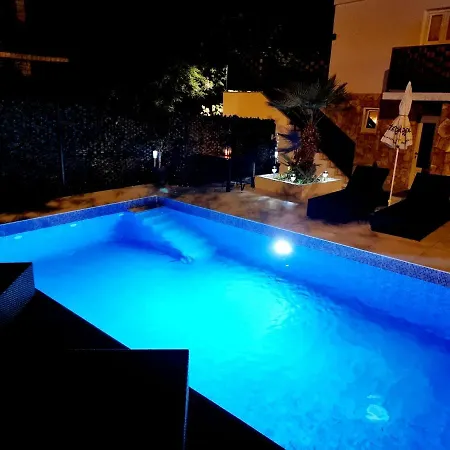 Apartment Danza Del Mar - Designed For Adults Vir